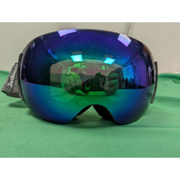 JetBlaze Ski Goggles With Blue Lens Magnetic Interchangeable Lens - Picture 2 of 9